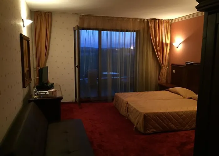 Boliari Hotel 3*